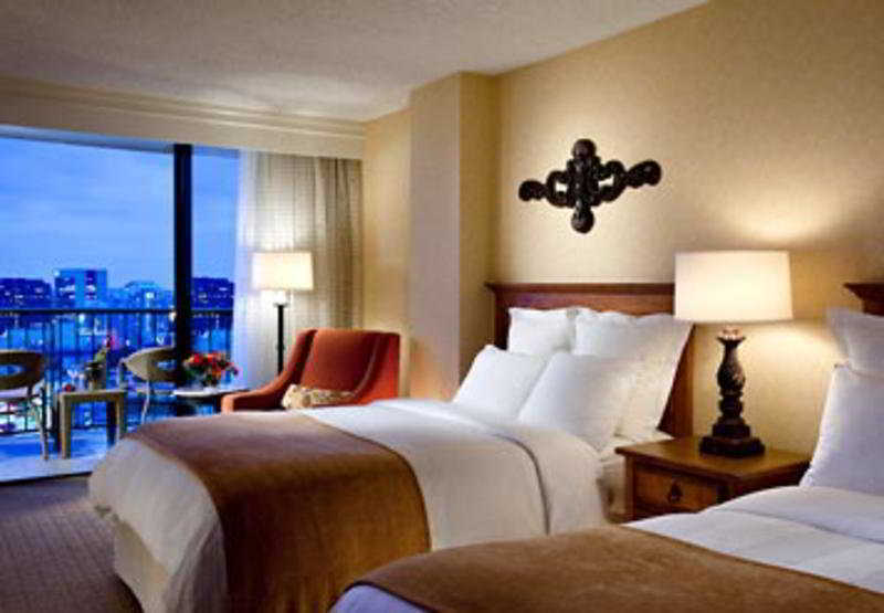 San Antonio Marriott Riverwalk Exterior foto